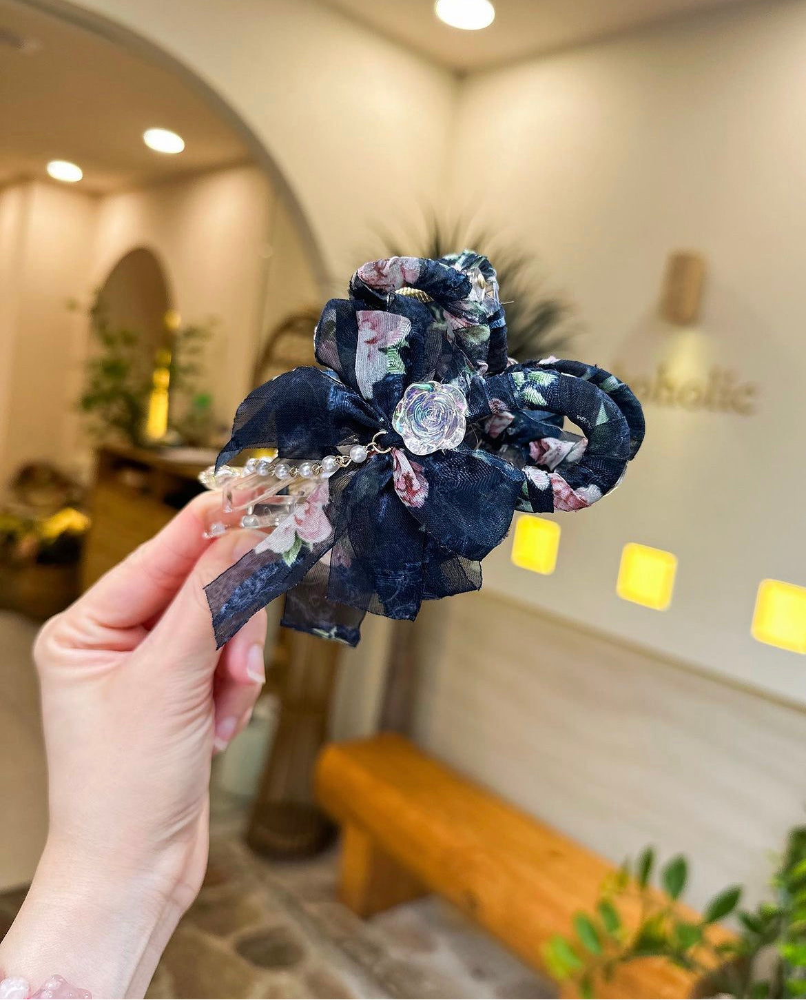 🌹蝴蝶結形玫瑰花吊鏈大爪夾