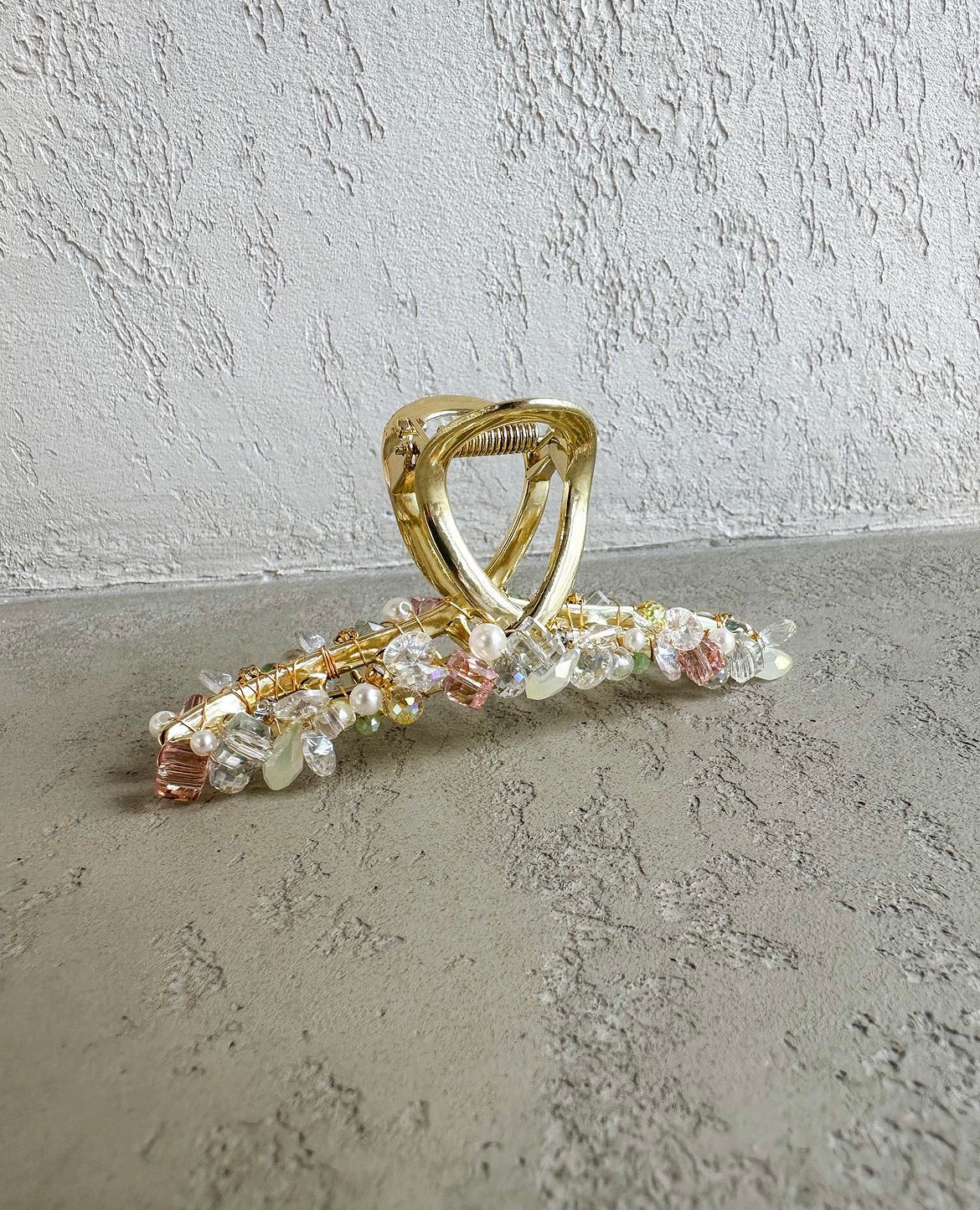 💎手工翹線水晶鯊魚夾