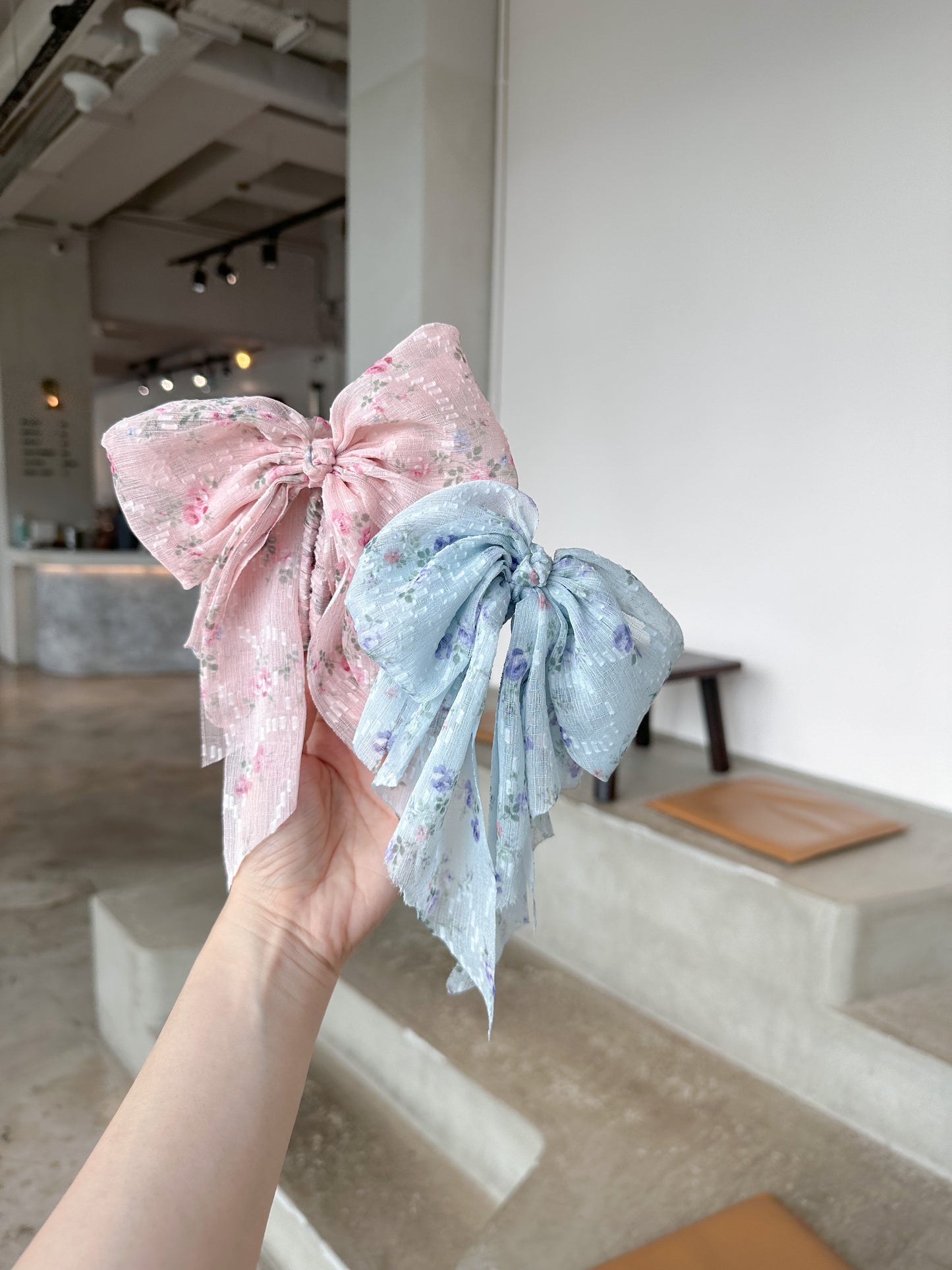 🧵立體布紋小碎花香蕉夾