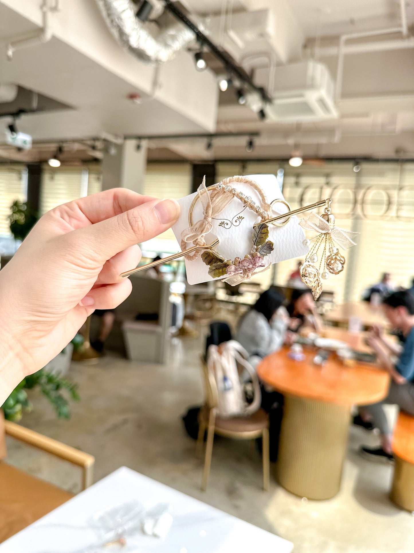 🍾️香檳金小花心形髮簪