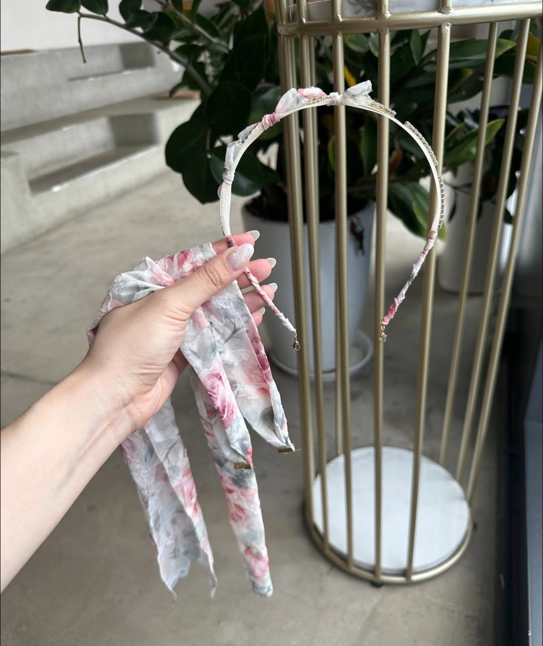 玫瑰花圖案壓紋布絲帶頭箍