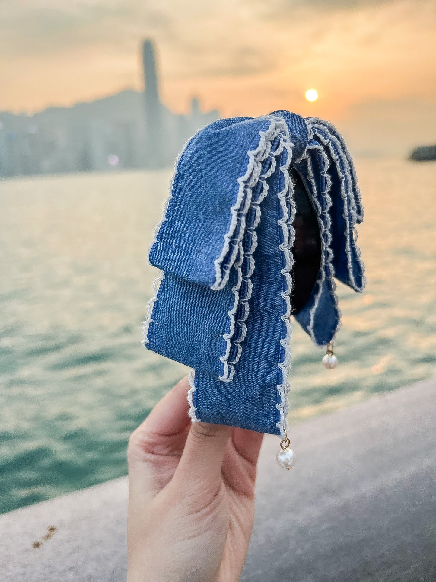 👖韓國牛仔布蝴蝶結香蕉夾