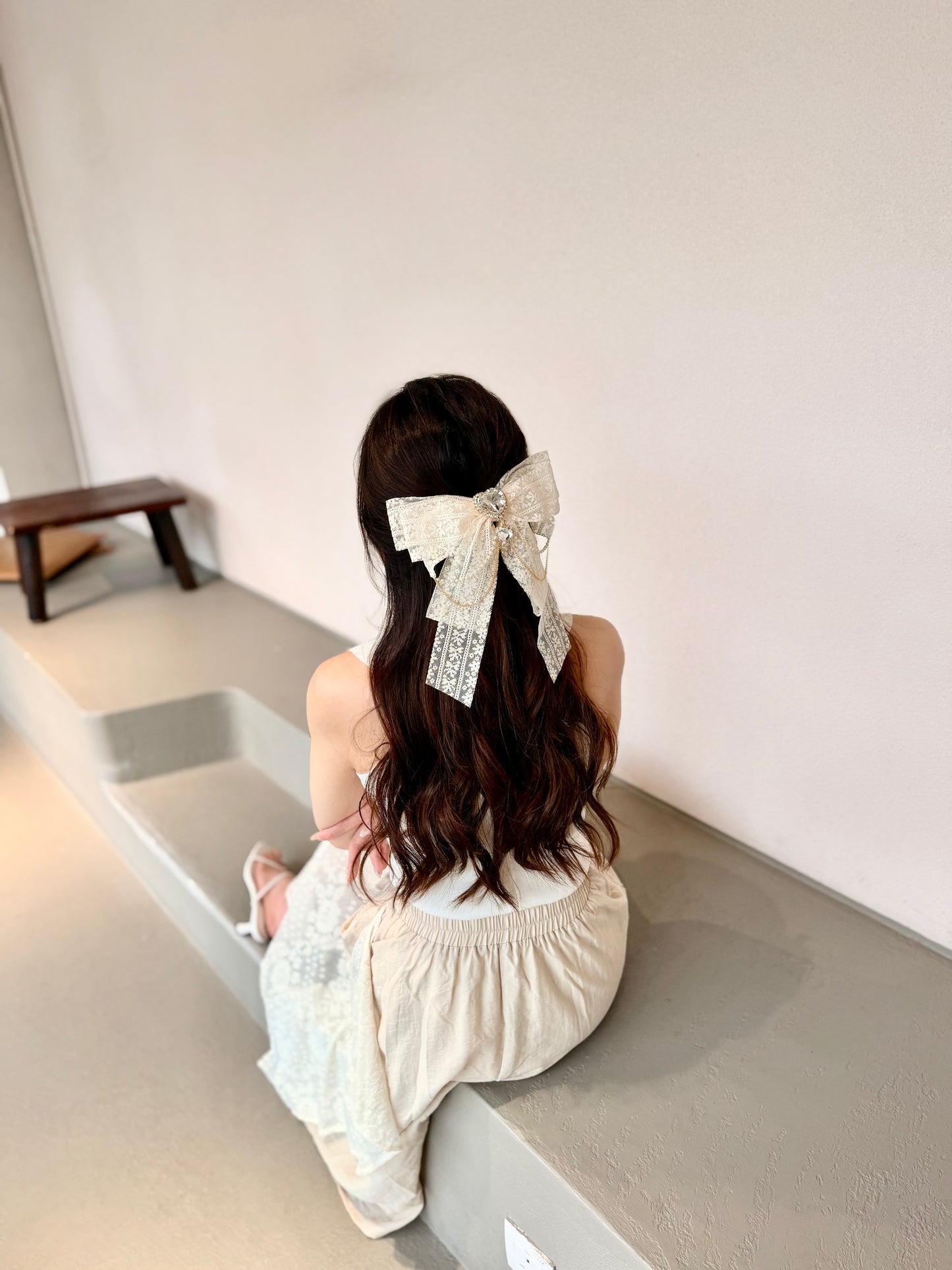 蕾絲閃石吊鏈大蝴蝶結