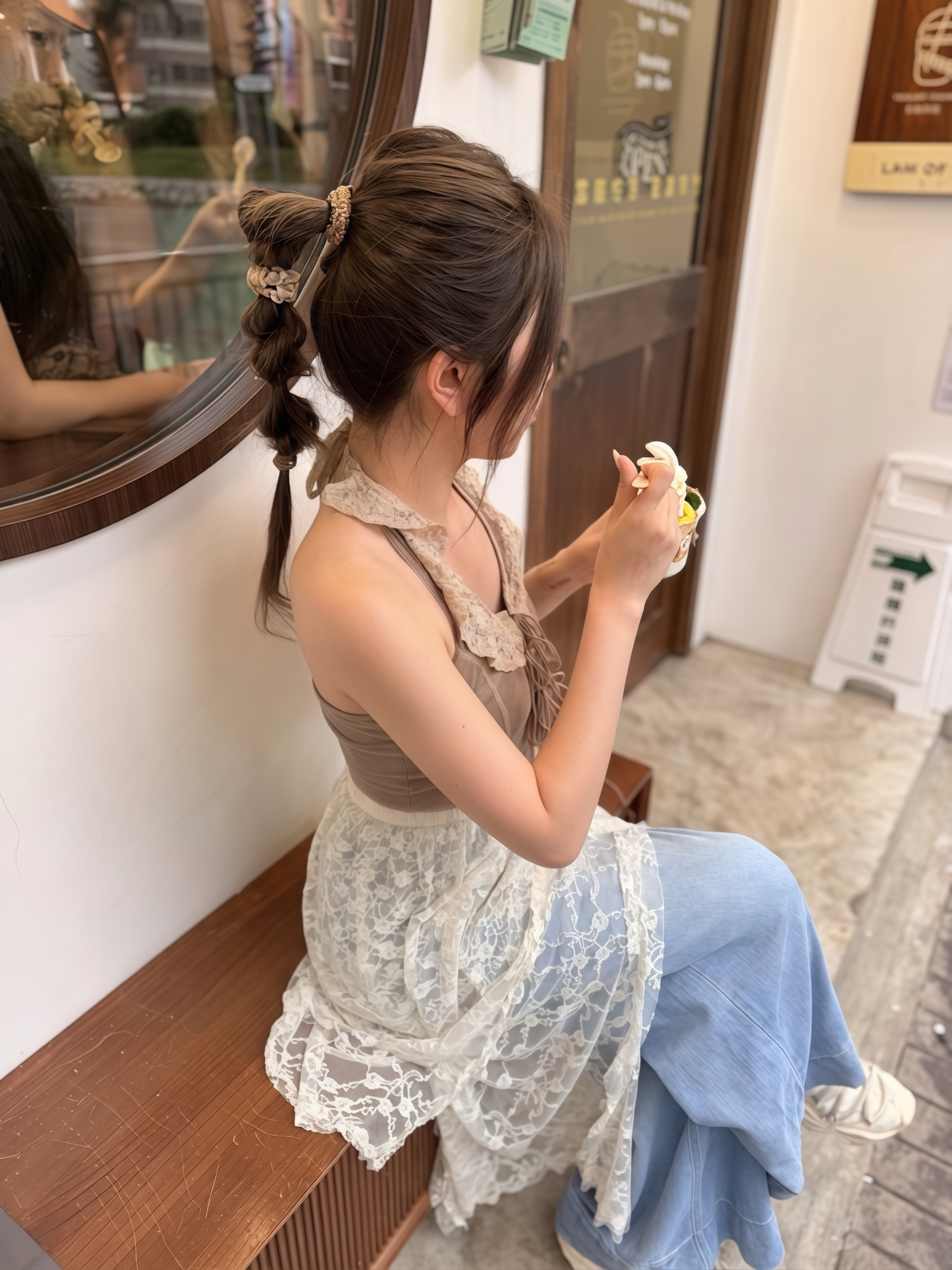 輕奢香檳金髮圈髮夾套裝